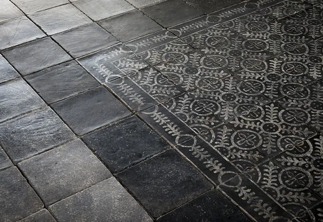 Cotto Fliesen Bild in schwaz-weiß